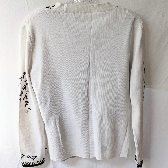 Vintage tank/cardi sweater set in white/black - Picture 2 of 13